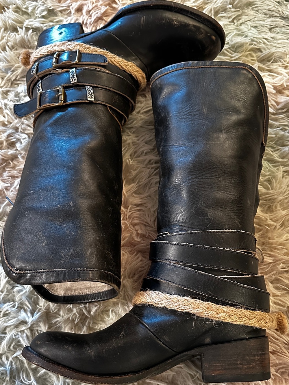 Freebird Drove Distressed Black Leather Boots Size 7 - Picture 5 of 15